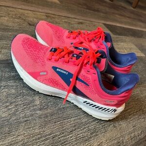 Brooks Women's Athletic Shoes in Pink and Blue